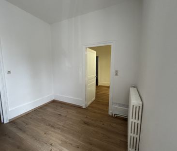 Location Appartement 3 pièces 68m² LE CREUSOT 71200 - Photo 6