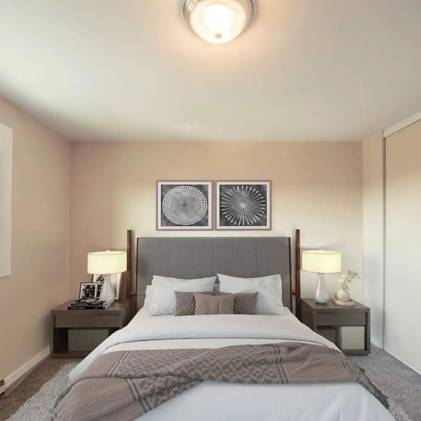La Tour Eiffel A — 1 Bedroom - Photo 1