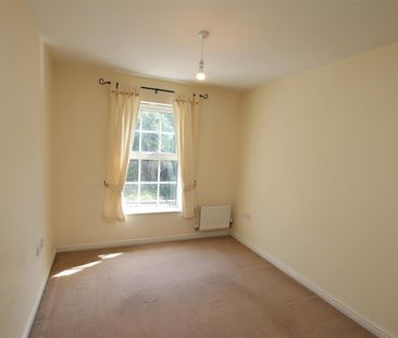 1 bedroom Apartment to let - Photo 4