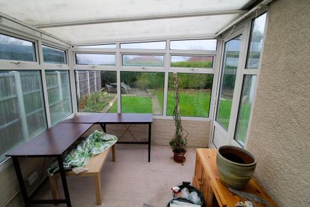 2 bedroom detached house to rent - Photo 2