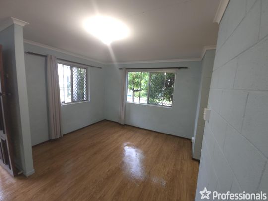 Charming 3-Bedroom Home with Pool & Prime Location! - Photo 1