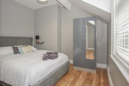 Unit 2, 17 Wellington Park Avenue, Belfast, BT9 6DT - Photo 2