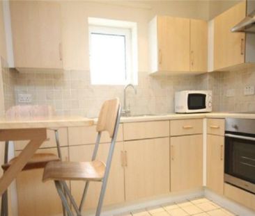 Holland Gardens - Photo 3