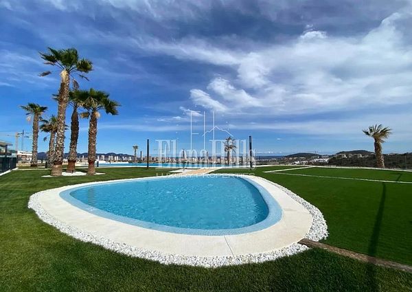 Furnished ground floor duplex apartment with 2 independent entrances in Finestrat, Alicante, Costa Blanca