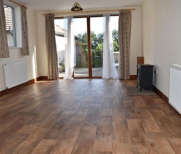 1 bedroom detached house to rent - Photo 4
