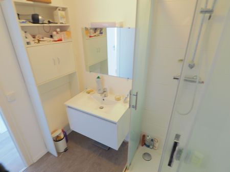 CHAMBRE EN COLOCATION - Location Appartement saint herblain : 103.69 m2 - Photo 5