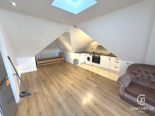 1 bedroom flat to rent - Photo 1