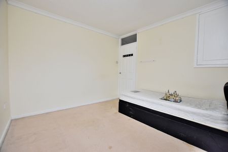 4 bedroom detached house to rent, - Photo 4