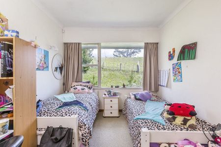 Private with Stunning View, Generously Large House - Photo 4