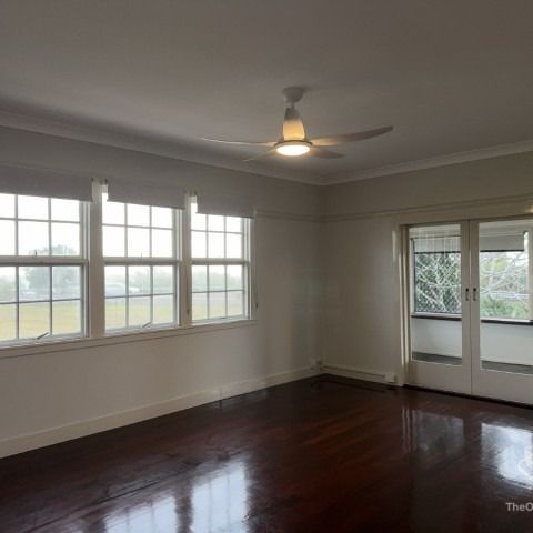 Ocean Views 3 Bed 2 Bath 2 Car Home - Photo 1