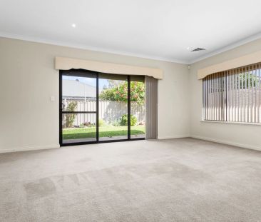 Contemporary Style, Expansive Living - Photo 3
