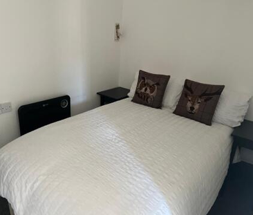 Vicars Court, Mansfield, NG21 - Photo 3