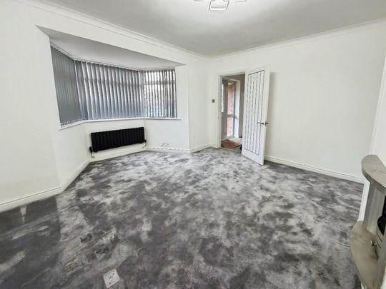3 bedroom House To Let Total Size: 1066 SQ FT - Photo 1
