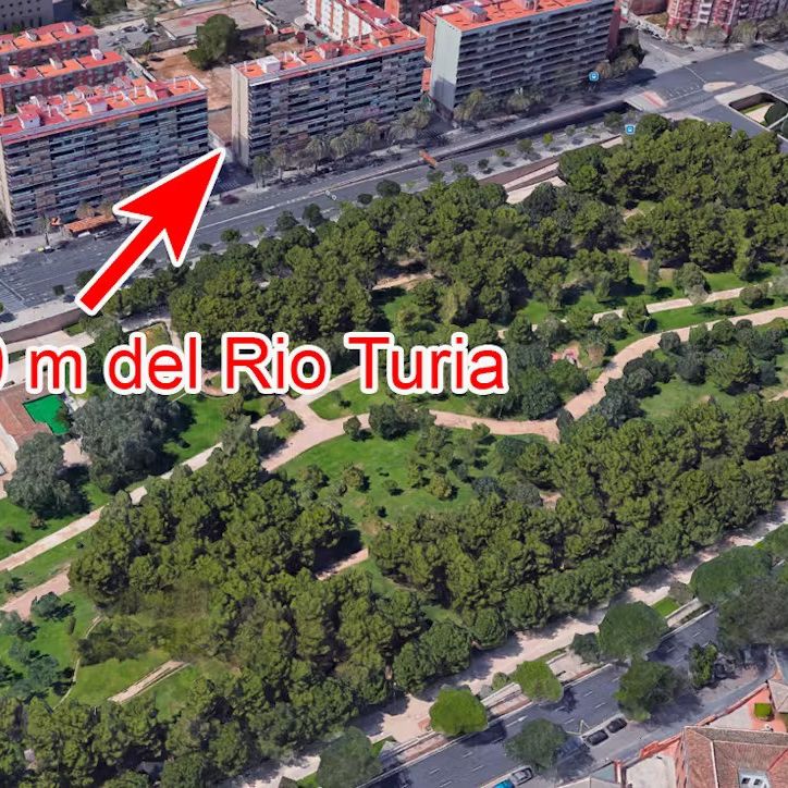 Calle Submarino, Valencia, Valencian Community 46009 - Photo 1