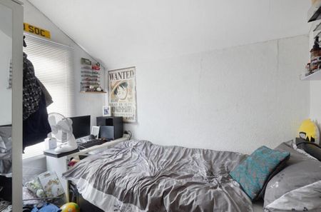 3 bedroom terraced house to rent - Photo 3