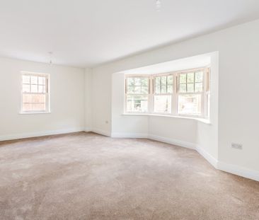 6 bedroom detached house to rent - Photo 1