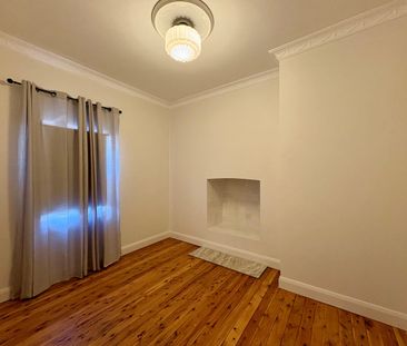 NORTH TAMWORTH- Renovated 3 Bedroom Home - Photo 5