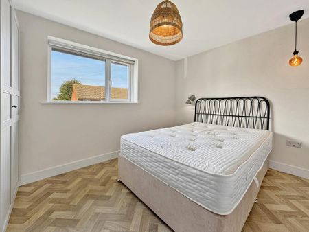 1 bedroom in a house share to rent - Photo 5