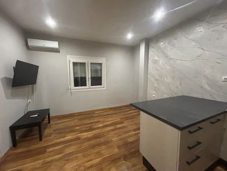 Studio/Γκαρσονιέρα για ενοικίαση Άγιος Βασίλειος (Βόλος) - Φωτογραφία 2