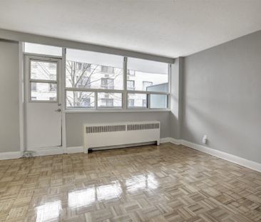 The Kingsview - Photo 4