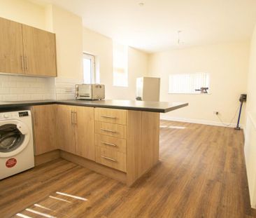 2 bedroom apartment to rent - Photo 4