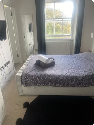 2 Bed Flat, King's Cross, WC1H - Photo 4