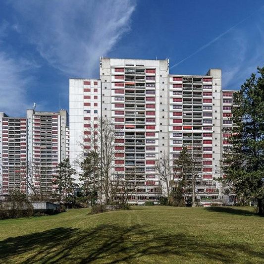 Dein neues Zuhause mit Weitblick - 4.5 Zimmer im 5. OG der Liebrüti - Photo 1