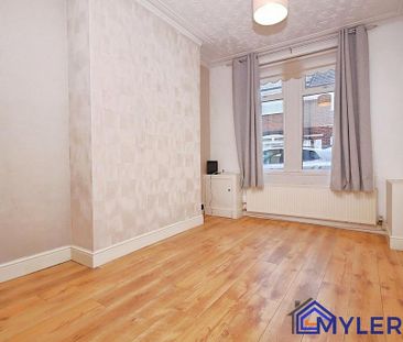 2 bedroom terraced house to rent - Photo 3