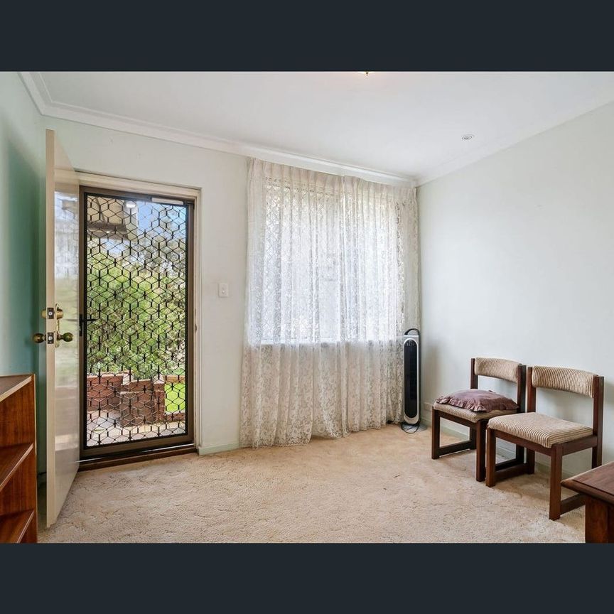 31 Andrew Street, Kalamunda, WA 6076 - Photo 1