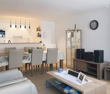 Appartement te huur in Roeselare voor € 725 met 2 slaapkamers - Photo 5
