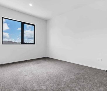 Brand new 5 Bedroom House at Prime Howick Location - Photo 4