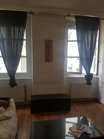 Location Appartement 3 pièces 70m² LYON 2ème - Photo 3