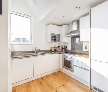 2 bedroom flat to rent - Photo 6