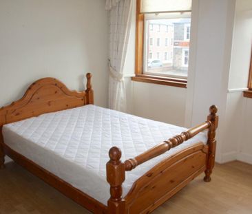 6 bedroom flat to rent - Photo 3