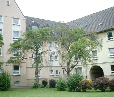 *** Altbaufans aufgepasst! Großzügige 2-Zi-Wohnung mit toller Wohnk... - Photo 6