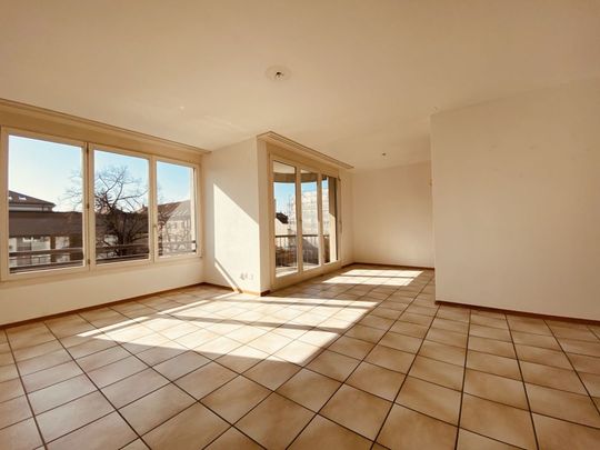 3.5-Zimmerwohnung mit Balkon, eigenem Waschturm, Keller und Veloraum - Foto 1