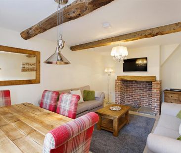 3 bedroom parking to rent - Photo 1