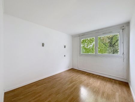 Location Appartement 3 pièces 71m² LE GRAND QUEVILLY 76120 - Photo 3