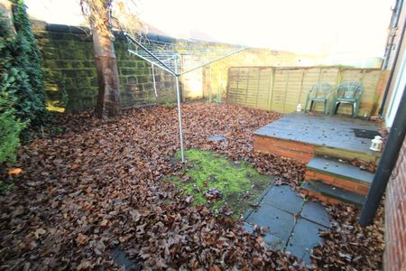 Chapel Fold, Hyde Park, LS6 3RG, Leeds - Photo 2