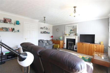 The Alders, Gainsborough, Lincolnshire, DN21 1WJ - Photo 2