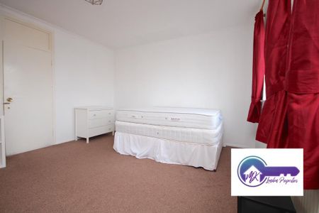 4 Bedroom Terraced To Rent - Photo 4