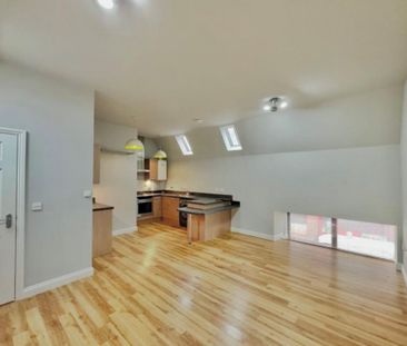 2 bed Apartment To Let - Photo 3