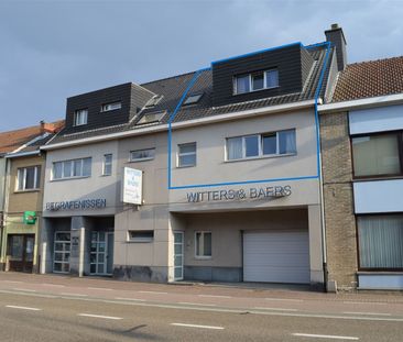 TE HUUR: Duplex-appartement met 3 slaapkamers in Heusden! - Photo 1