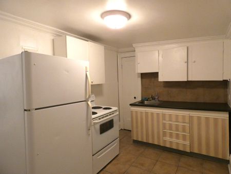 For Lease - 201 Main Street Unit# 6, Newmarket, Ontario - Photo 5