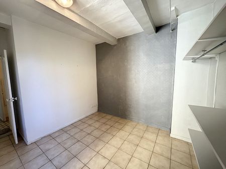 Apartment - Photo 2