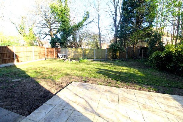 4 bedroom detached house to rent - Photo 1