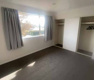 Modern Living - Photo 4