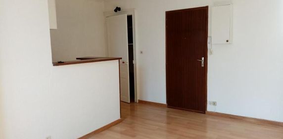 Location Appartement 1 pièce 21m² NANTES 44000 - Photo 2