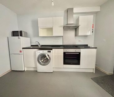 1 bedroom flat to rent - Photo 6