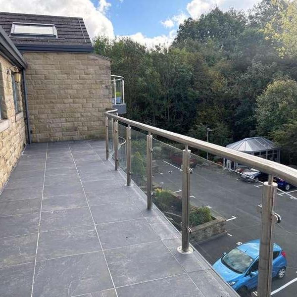 Somersbury Court Somersbury Court, Somerset Road, Huddersfield, HD5 - Photo 1